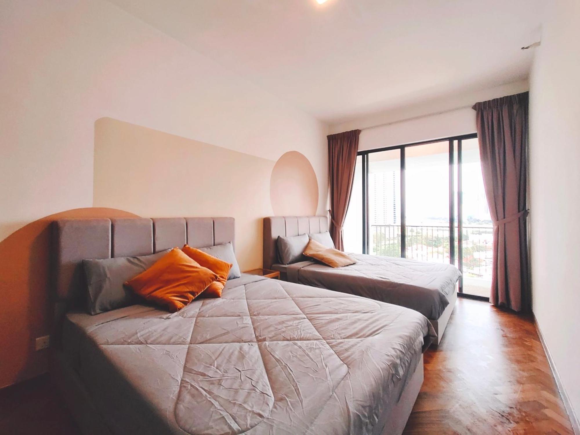 The Landmark By Katana 3Br To 4Br Luxury Seaview Landmark Homestay At Gurney 15-16Pax 无敌海景套房 Tanjung Tokong Buitenkant foto