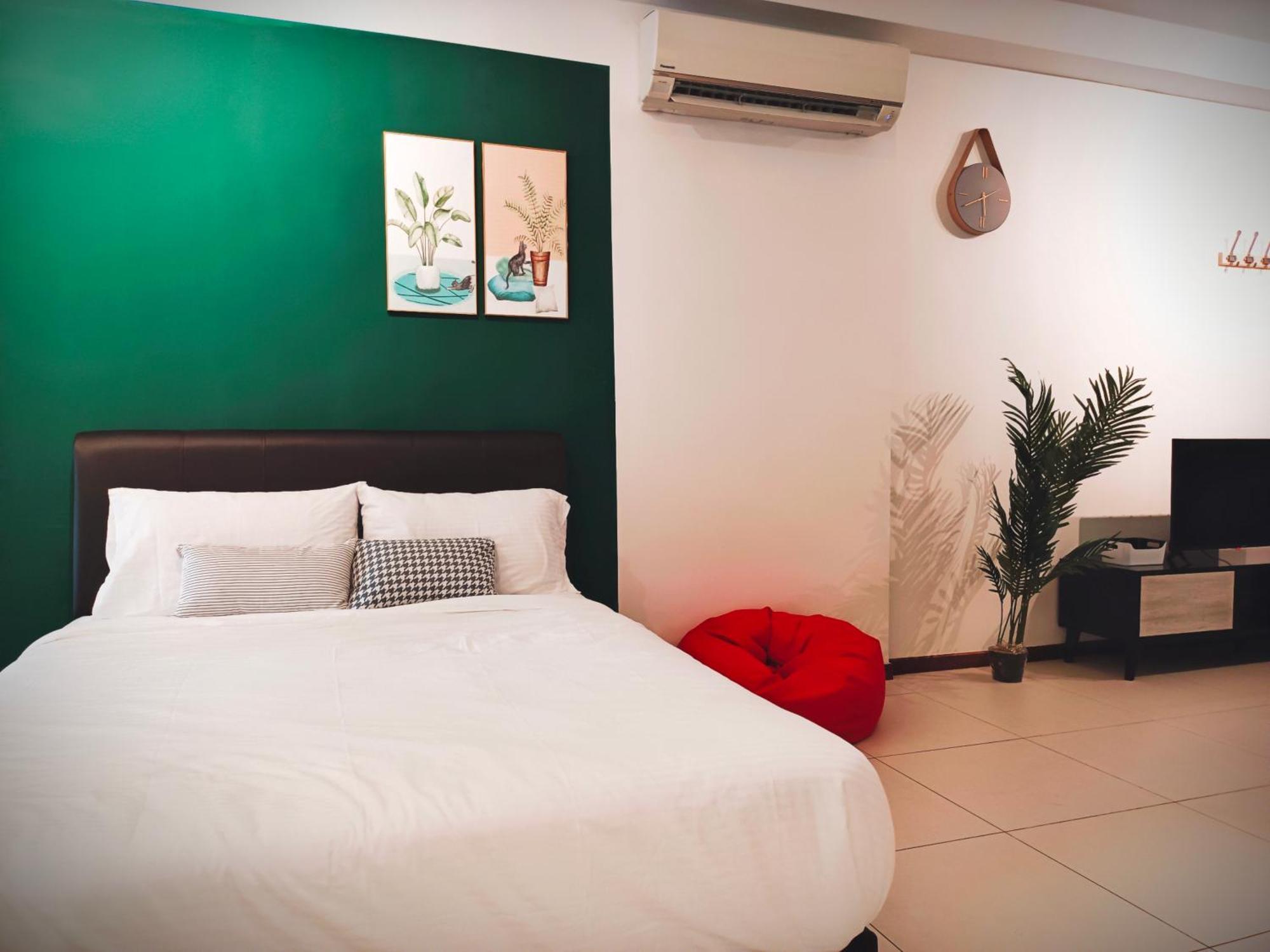The Landmark By Katana 3Br To 4Br Luxury Seaview Landmark Homestay At Gurney 15-16Pax 无敌海景套房 Tanjung Tokong Buitenkant foto