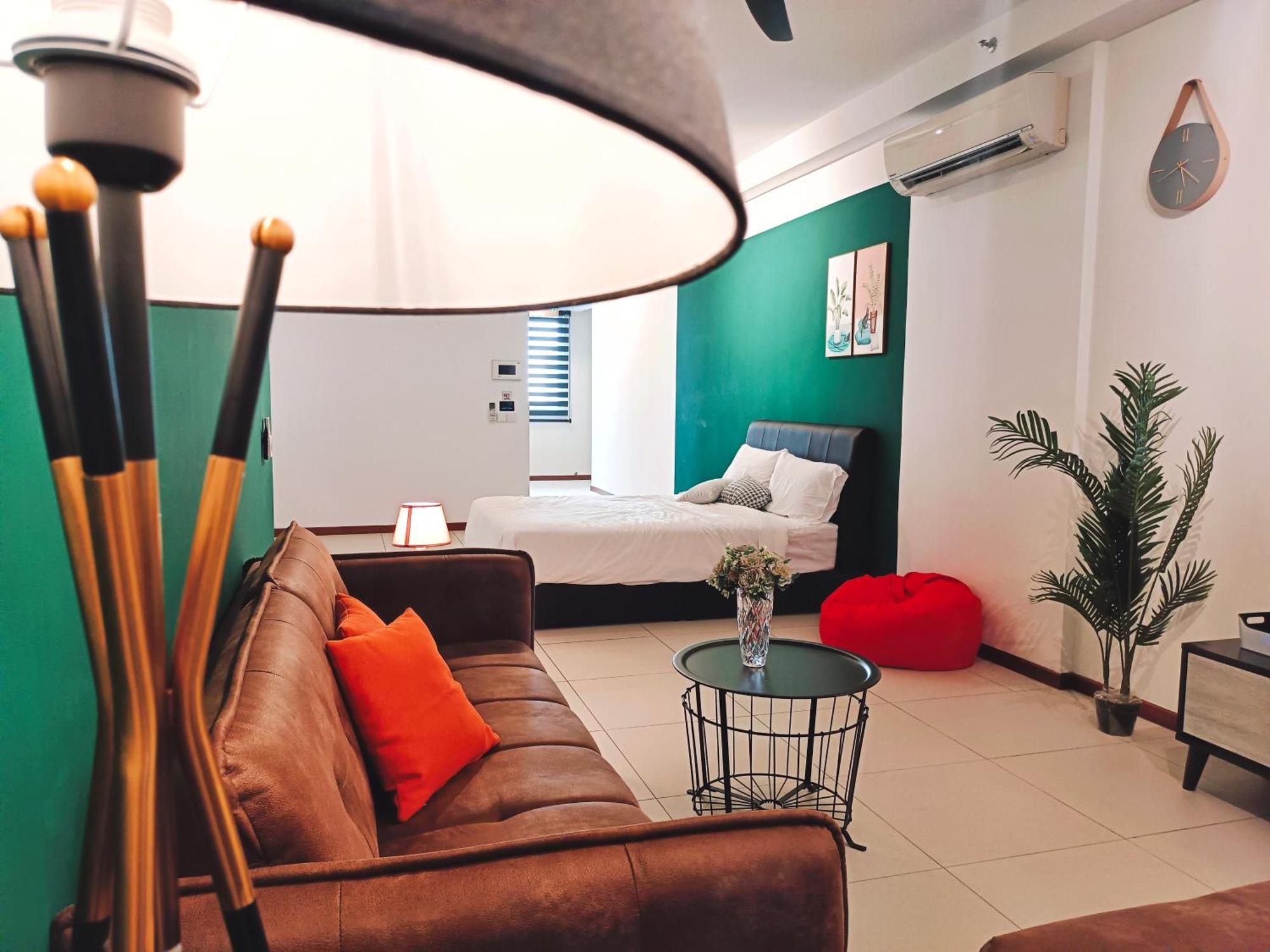 The Landmark By Katana 3Br To 4Br Luxury Seaview Landmark Homestay At Gurney 15-16Pax 无敌海景套房 Tanjung Tokong Buitenkant foto