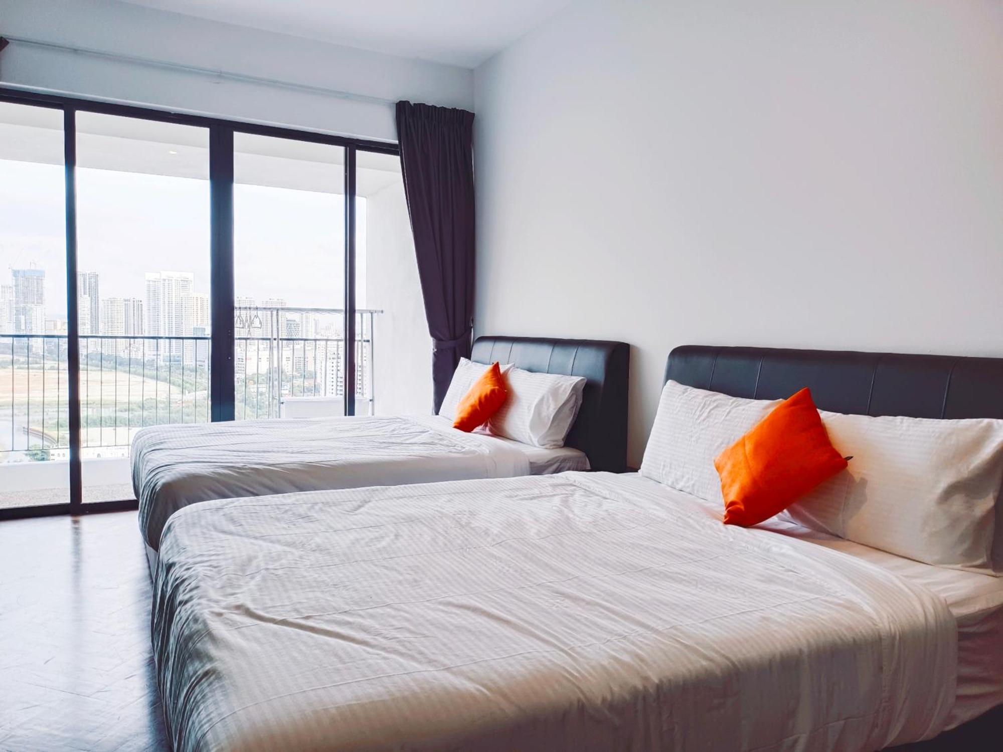 The Landmark By Katana 3Br To 4Br Luxury Seaview Landmark Homestay At Gurney 15-16Pax 无敌海景套房 Tanjung Tokong Buitenkant foto
